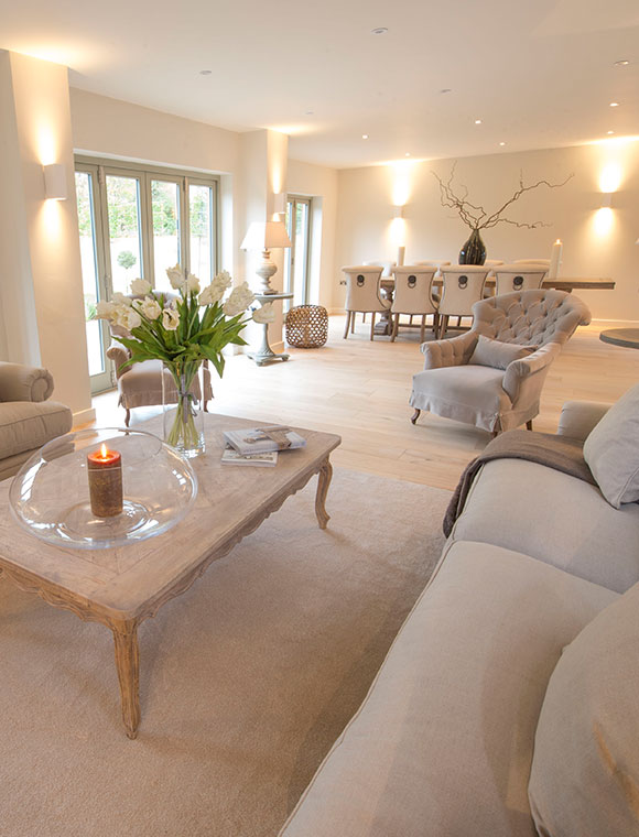 Open Plan Cosy Lounge Lighting
